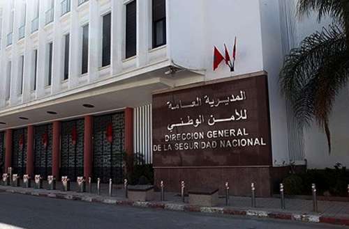 التحقيق مع مسؤولين أمنيين وجمركيين بشبهة الارتشاء و تورطهم في مخالفات وافعال إجرامية مرتكبة.